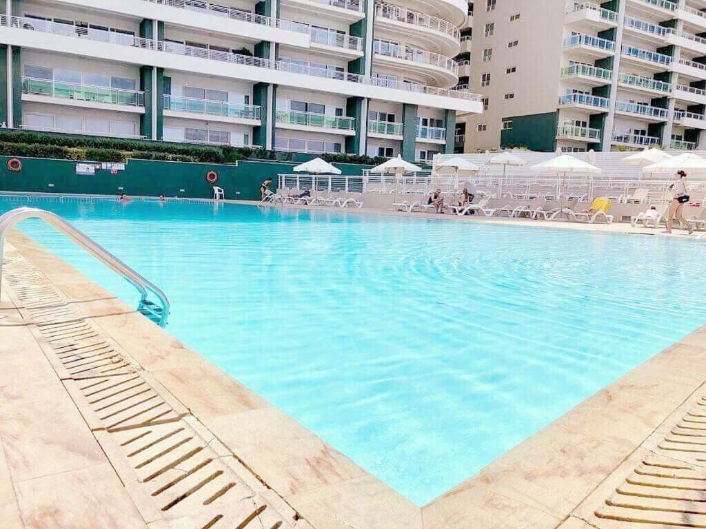 Seafront Lux Apart Inc Pool, Upmarket Area スリーマ エクステリア 写真